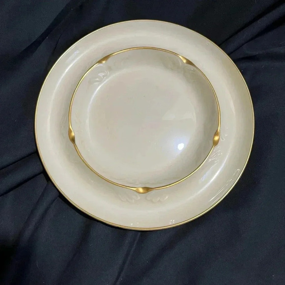 Lenox ashtray - Picture 1 of 2